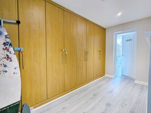 Photo 16- click for photo gallery